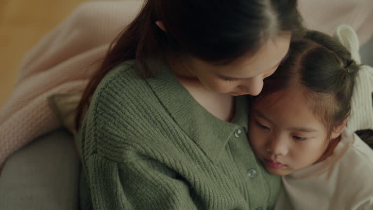 1 kiểu mẹ m&agrave; người ngo&agrave;i ao ước, người trong cuộc lại muốn... trầm cảm: Thay đổi ngay trước khi muộn m&agrave;ng- Ảnh 1.