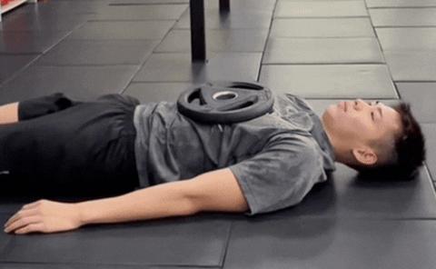 C&aacute;ch nam thần bơi lội thế hệ mới - Quang Thuấn - em trai &Aacute;nh Vi&ecirc;n tr&aacute;nh bị tổn thương v&igrave; chuyện t&igrave;nh cảm- Ảnh 1.