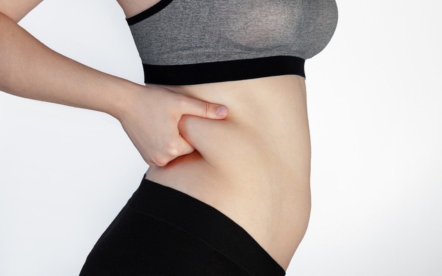 Mỡ thừa ở đ&acirc;y l&agrave; điều "đau n&atilde;o" nhất: Đẩy nhanh qu&aacute; tr&igrave;nh l&atilde;o h&oacute;a v&agrave; teo n&atilde;o- Ảnh 4.