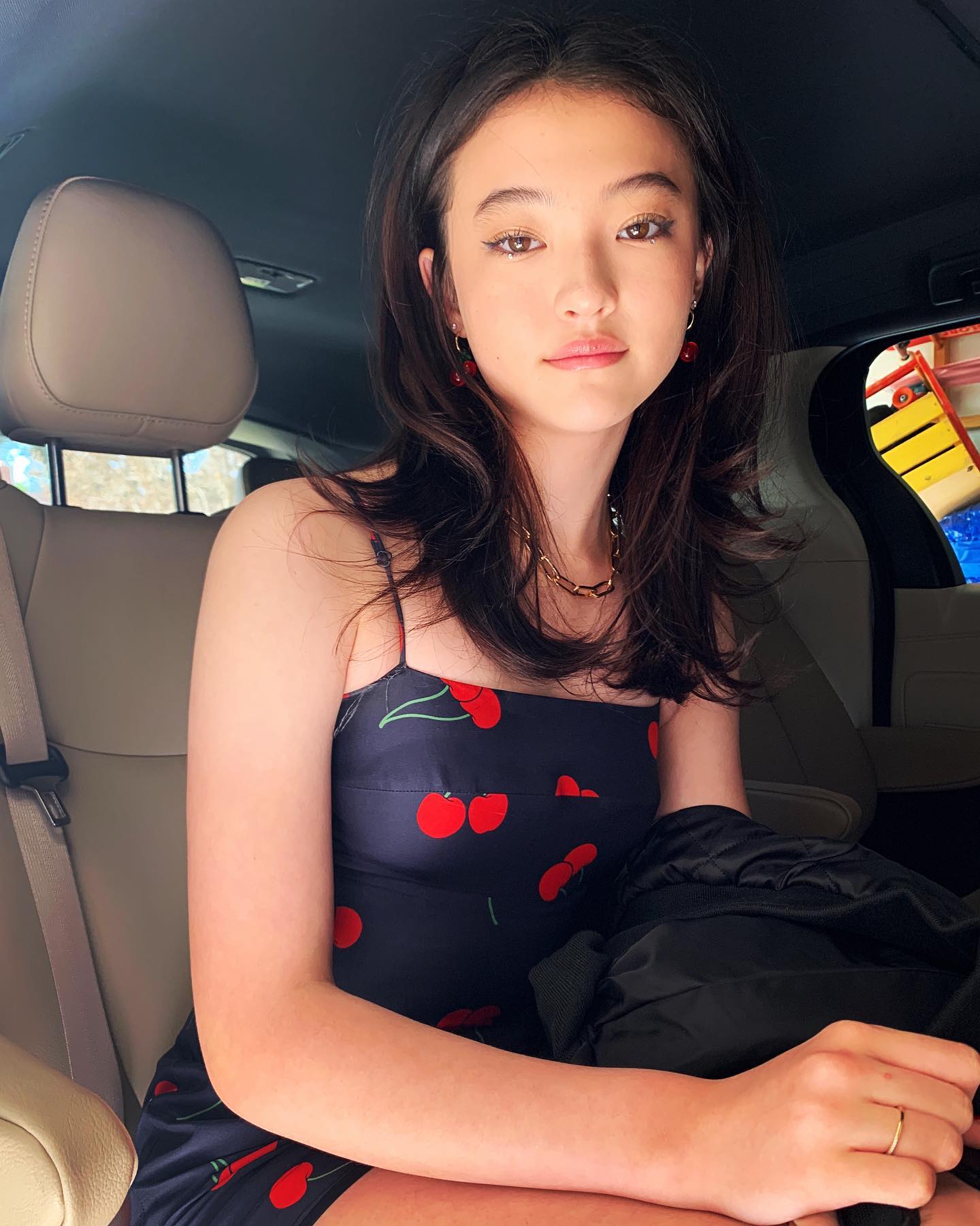 B&eacute; g&aacute;i đẹp nhất thế giới nay l&agrave; ca sĩ nổi tiếng: Nhan sắc ng&agrave;y c&agrave;ng kh&aacute;c lạ, vừa lớn đ&atilde; x&oacute;a sổ qu&aacute; khứ- Ảnh 4.