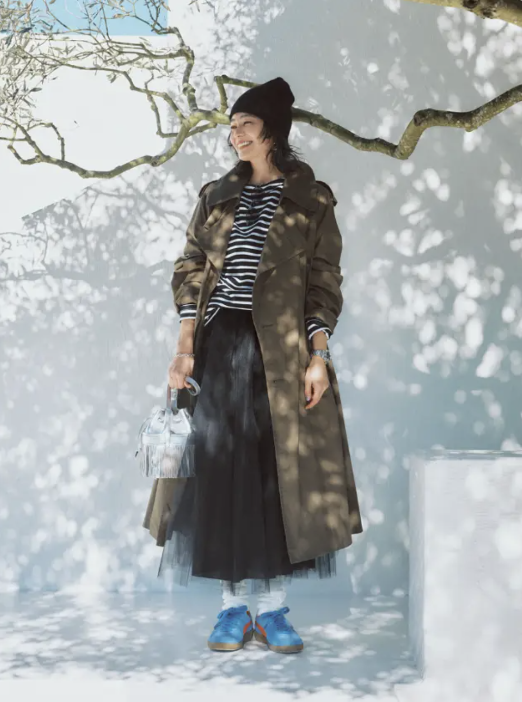 Chiếc &aacute;o đang g&acirc;y b&atilde;o m&ugrave;a xu&acirc;n năm nay: Hội mặc đẹp rần rần lăng x&ecirc;, cứ diện l&ecirc;n l&agrave; auto sang xịn!- Ảnh 5.