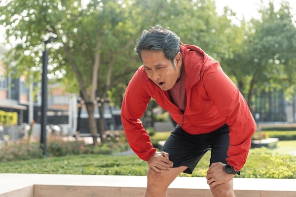 Sau tuổi 60, tập thể dục c&agrave;ng nhiều c&agrave;ng tốt? B&aacute;c sĩ n&oacute;i điều ngược lại: Duy tr&igrave; 3 việc n&agrave;y c&ograve;n quan trọng hơn- Ảnh 1.