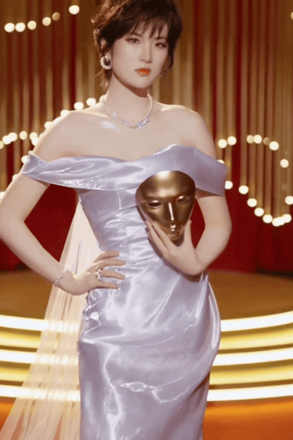 Đại tiểu thư gi&agrave;u nhất showbiz, kh&ocirc;ng ai d&aacute;m coi thường: Cử nh&acirc;n Harvard, ở biệt thự 2.000 tỷ, mặc bảo vật tiến vua l&ecirc;n thảm đỏ- Ảnh 2.