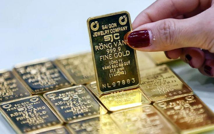 V&agrave;ng giảm gi&aacute;, bạc bật tăng- Ảnh 1.