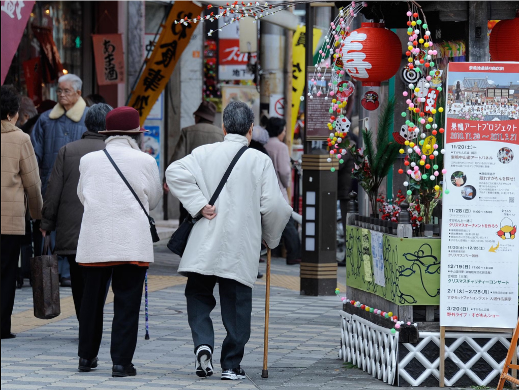 Đang chật vật với lương hưu eo hẹp, cặp vợ chồng t&igrave;nh cờ c&oacute; th&ecirc;m 428.000 USD nhờ tờ giấy bỏ qu&ecirc;n 30 năm- Ảnh 1.