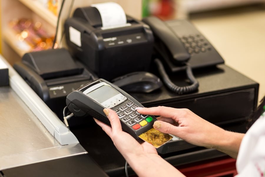 Người b&aacute;n 1.000 đơn/ng&agrave;y tr&ecirc;n s&agrave;n TMĐT hỏi: C&oacute; được gộp xuất h&oacute;a đơn một lần? Cơ quan Thuế trả lời- Ảnh 2.