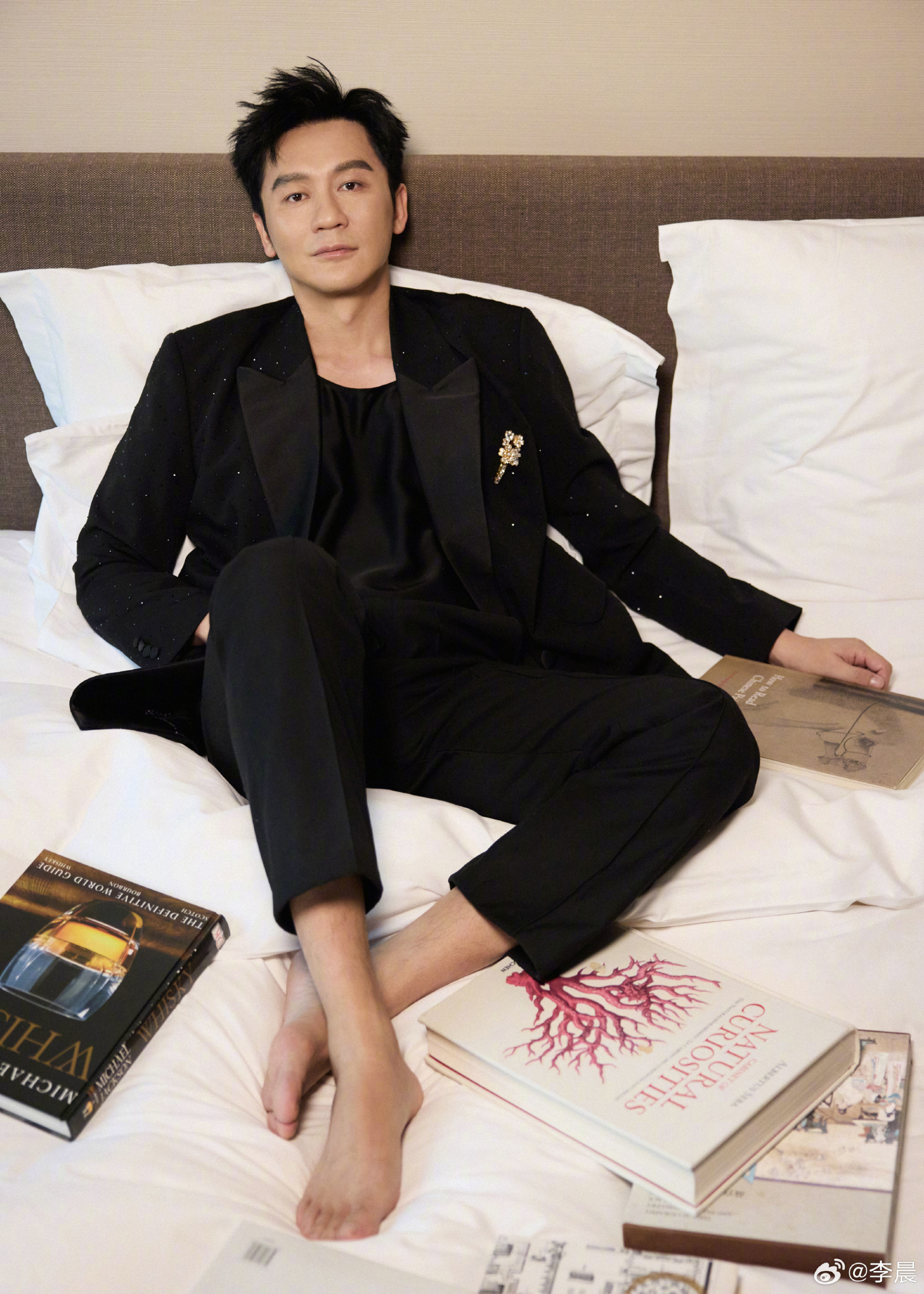 Nam thần 4.000 tỷ một bước l&ecirc;n sao hạng A nhờ Phạm Băng Băng, bị b&oacute;c trần 