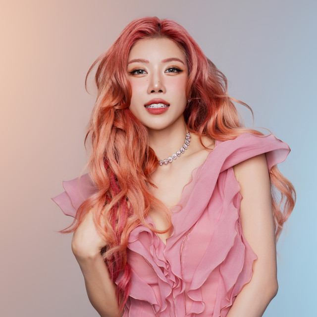 U40 vẫn trẻ trung như Trang Ph&aacute;p: Kh&ocirc;ng ăn ki&ecirc;ng khắc nghiệt, chỉ giữ v&agrave;i th&oacute;i quen m&agrave; v&oacute;c d&aacute;ng - l&agrave;n da đều "trẻ hơn"- Ảnh 2.