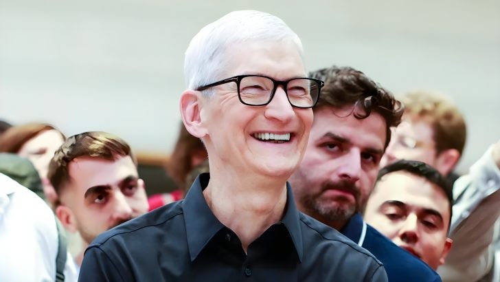 Tim Cook phủ nhận tin đồn rời ghế CEO Apple, khẳng định tiếp tục gắn b&oacute; trong nhiều năm tới- Ảnh 1.