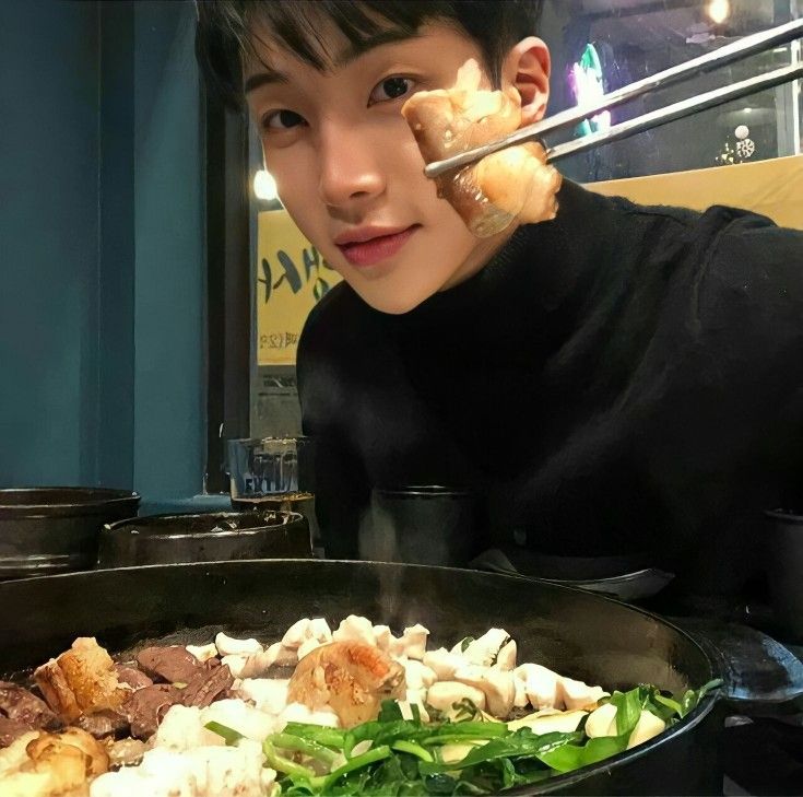 5 b&iacute; quyết "nhỏ nhưng c&oacute; v&otilde;" gi&uacute;p nam giới k&eacute;o d&agrave;i thời gian l&agrave;m "chuyện ấy": Ăn g&igrave; ho&aacute; ra quan trọng đến thế- Ảnh 2.