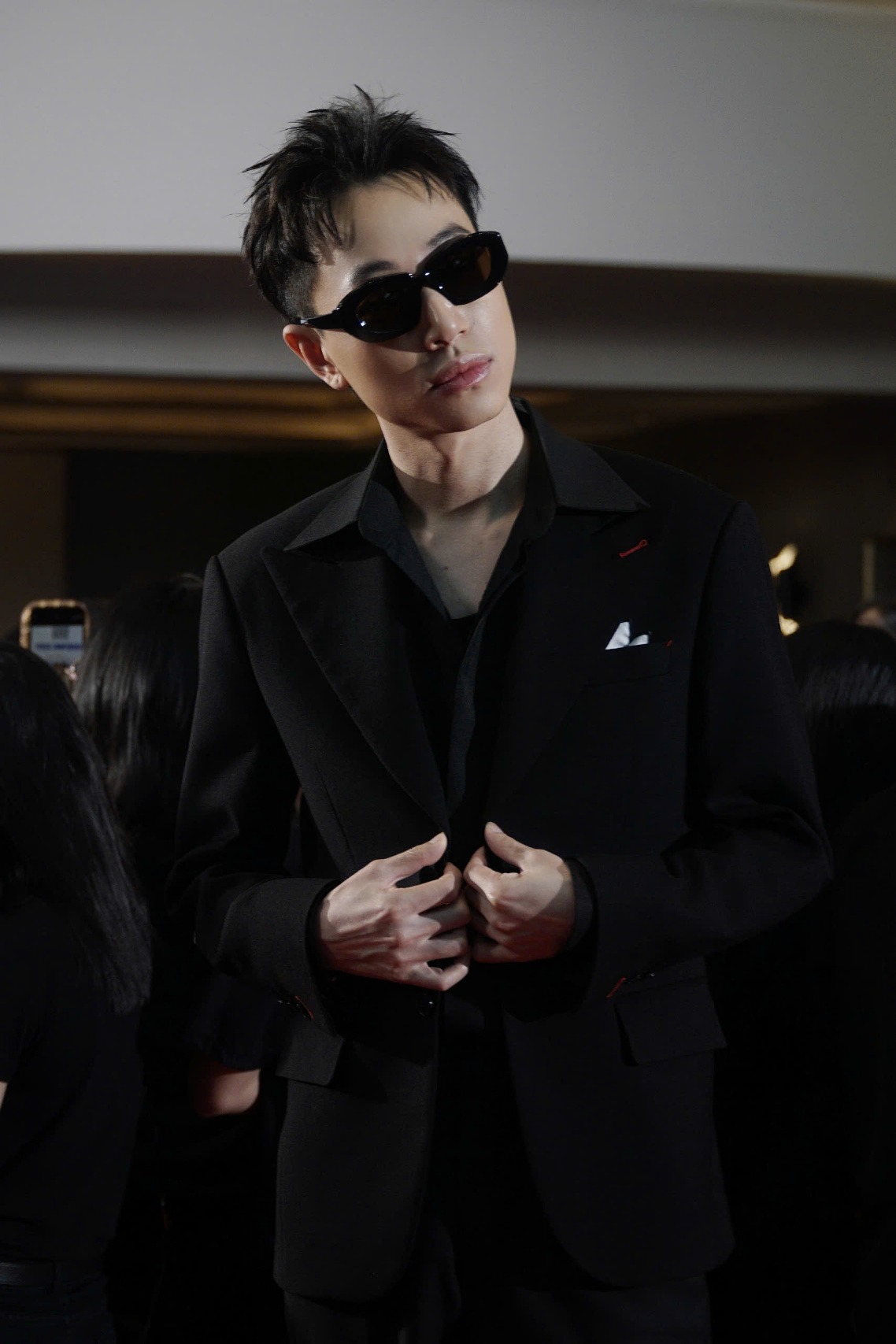 Double2T cảnh b&aacute;o khẩn: Bị trợ l&yacute; cũ mạo danh, ảnh hưởng tới hoạt động biểu diễn li&ecirc;n quan chương tr&igrave;nh cấp quốc gia- Ảnh 2.