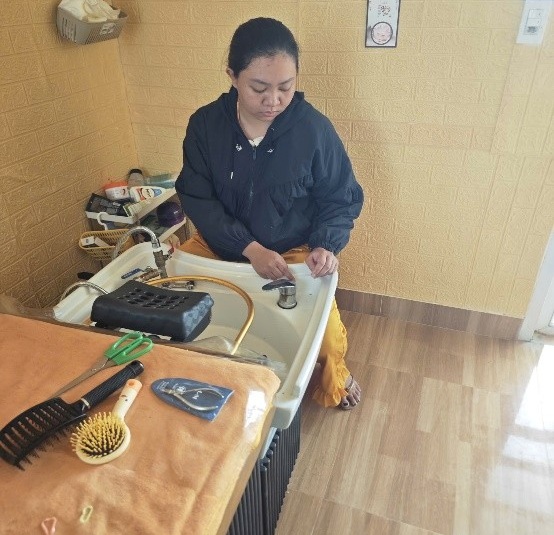 Ra quyết định khởi tố chủ qu&aacute;n gội đầu L&acirc;m Như &Yacute; SN 1998- Ảnh 1.