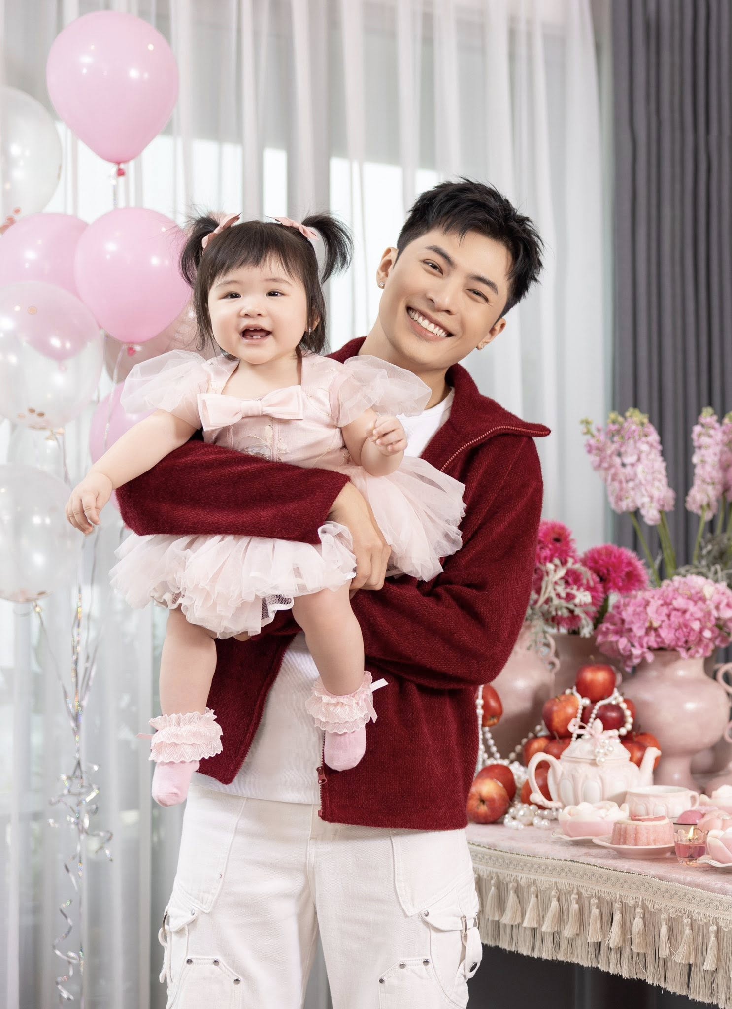 Puka v&agrave; Gin Tuấn Kiệt lần đầu c&ocirc;ng khai cận dung mạo con g&aacute;i- Ảnh 4.