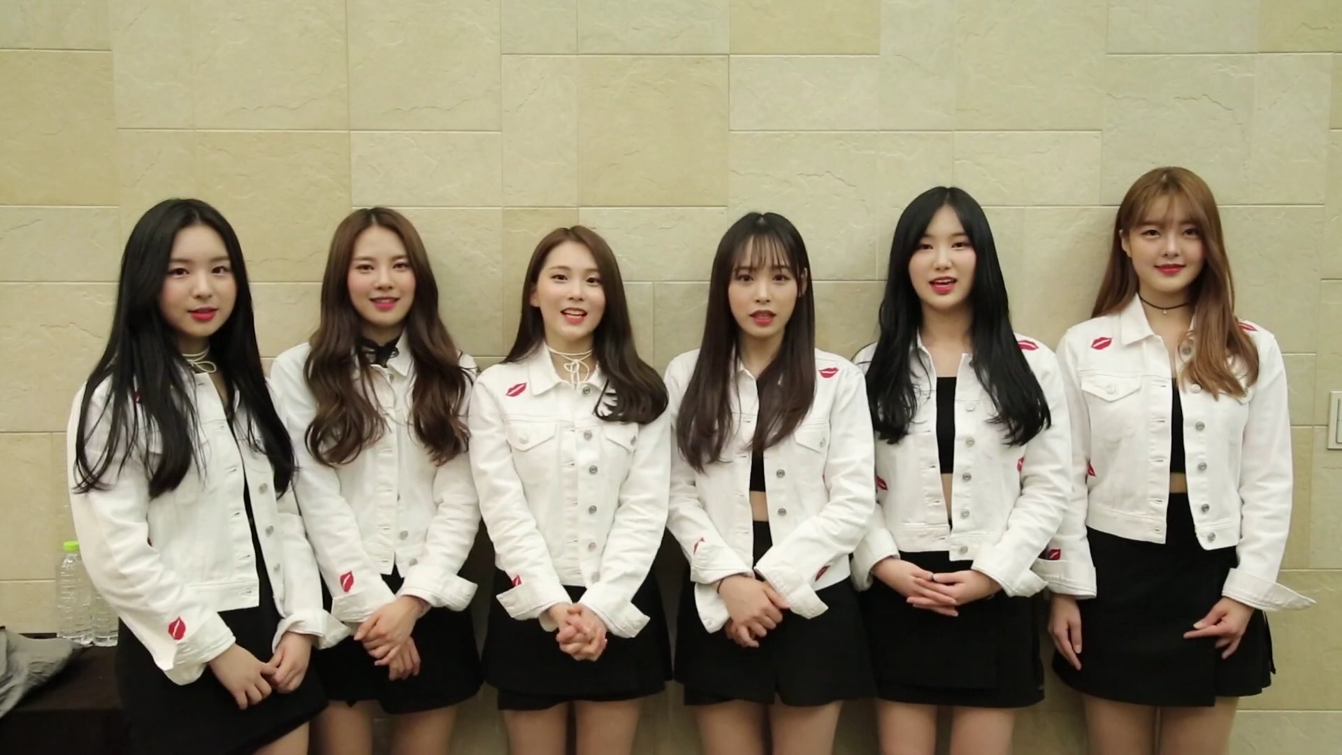 C&aacute;i kết buồn của nh&oacute;m nhạc v&ocirc; danh: Số dư đ&atilde; &acirc;m c&ograve;n nợ đầm đ&igrave;a, đến ng&agrave;y nhận lương th&igrave; bị cho tan r&atilde;- Ảnh 2.