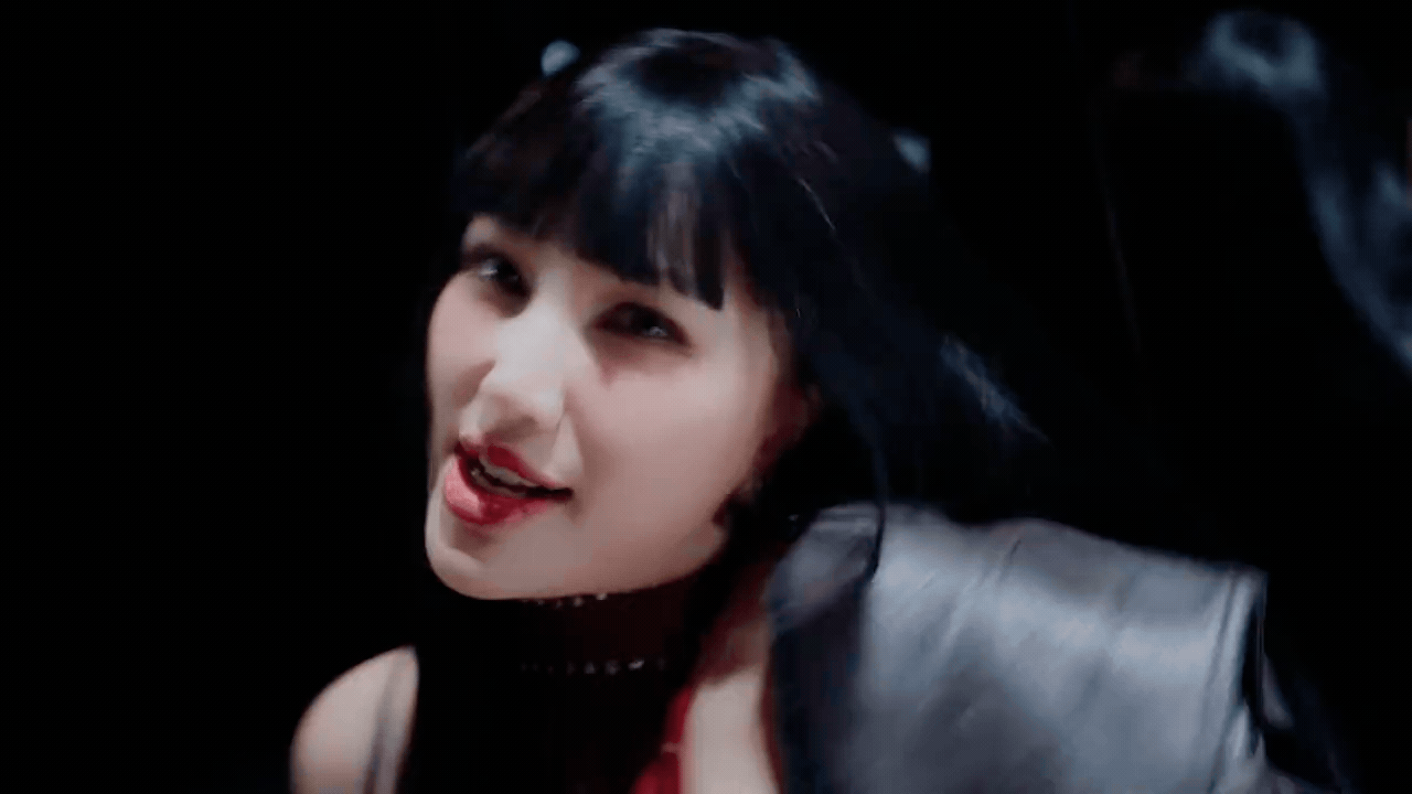 C&ocirc;ng ch&uacute;a đời đầu của Vbiz 38 tuổi vẫn h&aacute;t baby voice, ng&agrave;y c&agrave;ng &ldquo;l&atilde;o ho&aacute; ngược&rdquo; lấn &aacute;t đ&agrave;n em- Ảnh 1.