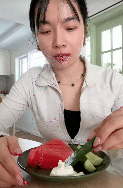 U40 vẫn về d&aacute;ng thon gọn, giảm 16kg sau 3 th&aacute;ng: Chế độ ăn với yến mạch để c&oacute; được v&ograve;ng eo 60cm được tiết lộ- Ảnh 9.