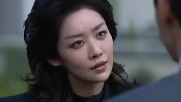 Joo Ji Hoon ơi, anh mượn phấn của Ha Ji Won để đ&aacute;nh đấy &agrave;?- Ảnh 6.