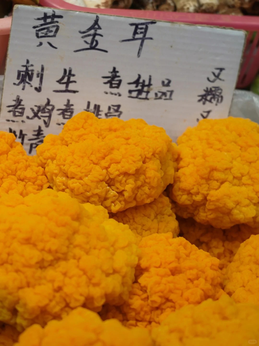 Bỏ qua những tour đắt đỏ, kh&aacute;ch Việt đi V&acirc;n Nam giờ chuộng mốt "b&aacute;m đu&ocirc;i" đầu bếp ra chợ n&ocirc;ng sản mua hoa về... x&agrave;o thịt- Ảnh 16.