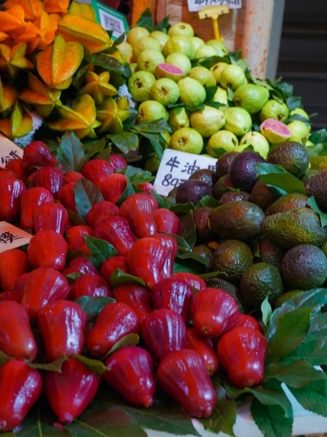 Bỏ qua những tour đắt đỏ, kh&aacute;ch Việt đi V&acirc;n Nam giờ chuộng mốt "b&aacute;m đu&ocirc;i" đầu bếp ra chợ n&ocirc;ng sản mua hoa về... x&agrave;o thịt- Ảnh 41.