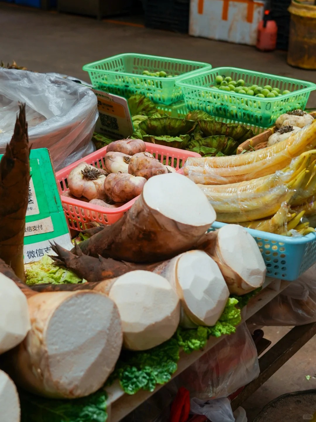 Bỏ qua những tour đắt đỏ, kh&aacute;ch Việt đi V&acirc;n Nam giờ chuộng mốt "b&aacute;m đu&ocirc;i" đầu bếp ra chợ n&ocirc;ng sản mua hoa về... x&agrave;o thịt- Ảnh 24.