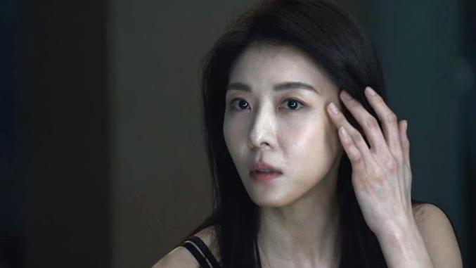 Đẳng cấp Ha Ji Won: L&ecirc;n phim kh&ocirc;ng filter, mặt lộ nhiều nếp nhăn nhưng kh&aacute;n giả khen hết lời- Ảnh 5.