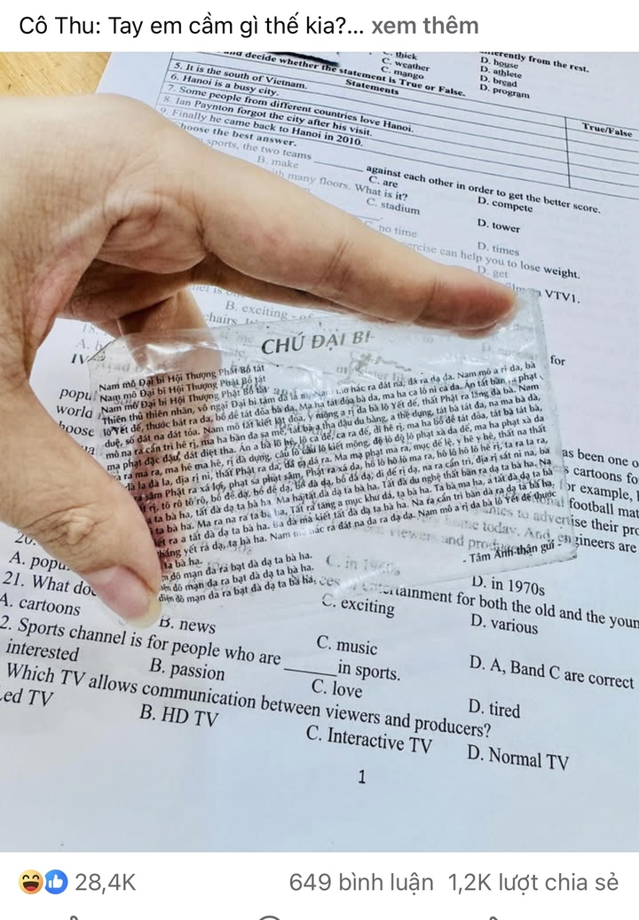 Bắt quả tang học sinh d&ugrave;ng phao thi, c&ocirc; gi&aacute;o nhận c&aacute;i kết ngo&agrave;i dự đo&aacute;n- Ảnh 1.