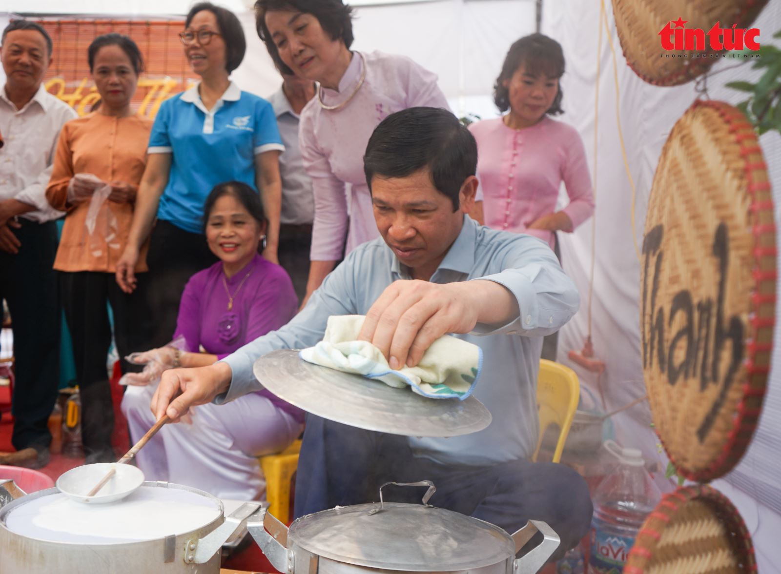 Đặc sản được Thứ trưởng nhắc t&ecirc;n, c&oacute; l&agrave;ng nghề truyền thống ngay ở H&agrave; Nội, gi&aacute; chỉ 30.000đ/suất- Ảnh 6.