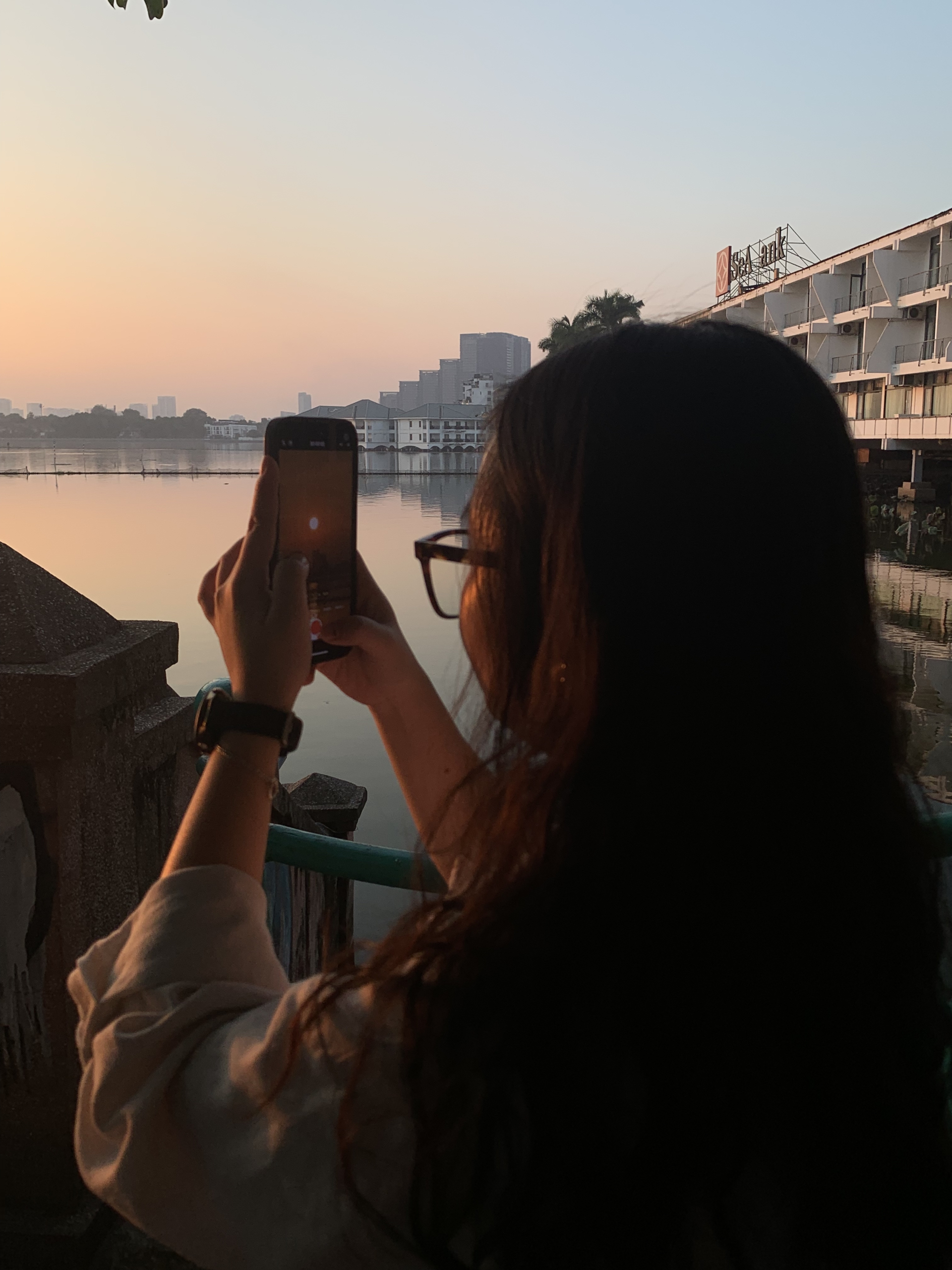 Nghỉ xuy&ecirc;n 9 ng&agrave;y từ Giỗ Tổ H&ugrave;ng Vương đến 30/4 - 1/5: Lịch tr&igrave;nh vui chơi đ&atilde; chốt, giờ chỉ chờ sếp "oke em"- Ảnh 1.