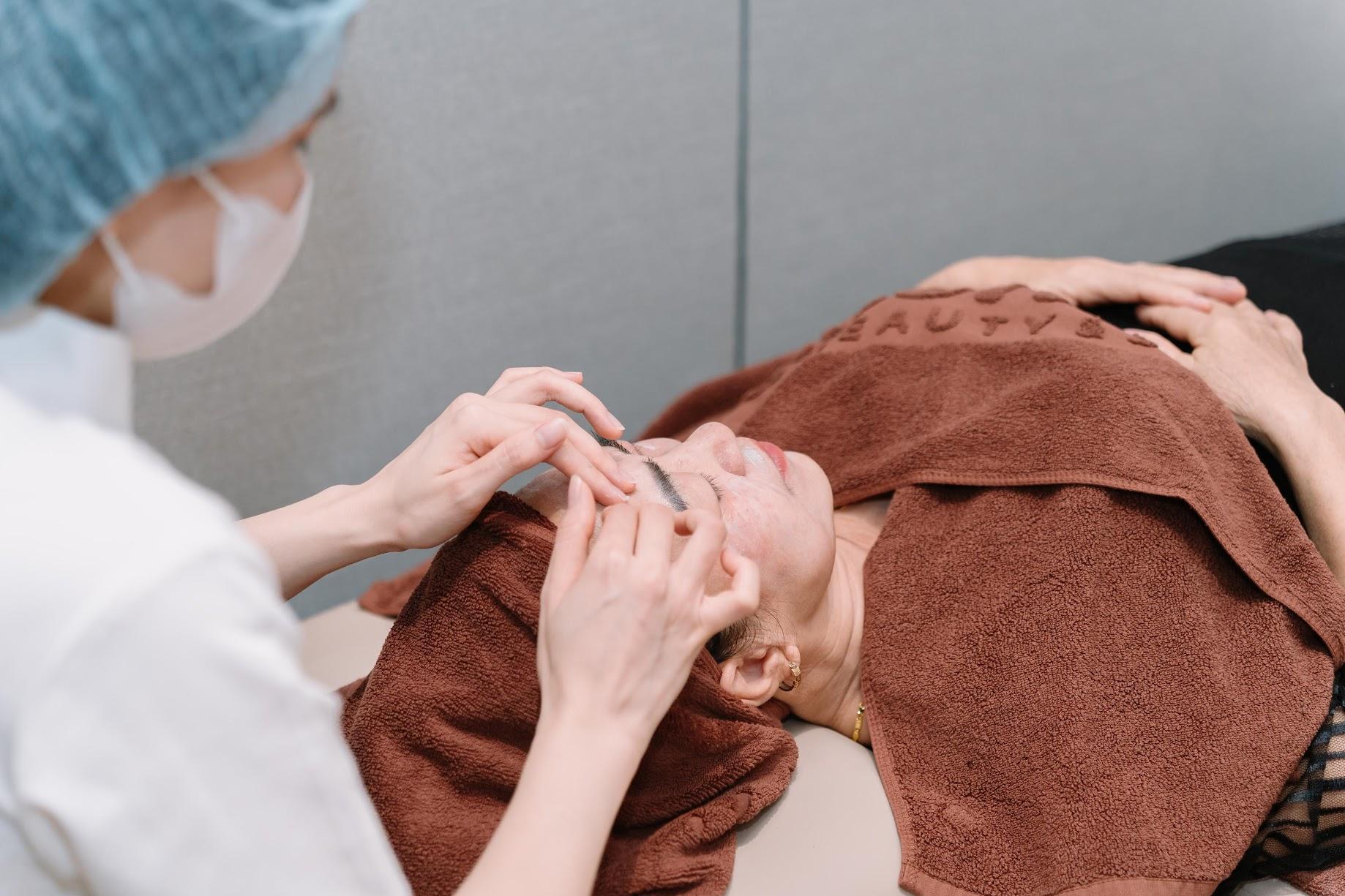 &ldquo;L&agrave;m đẹp tiện &iacute;ch&rdquo; l&ecirc;n ng&ocirc;i: Khi chăm m&igrave;nh dần trở th&agrave;nh th&oacute;i quen mỗi ng&agrave;y- Ảnh 3.