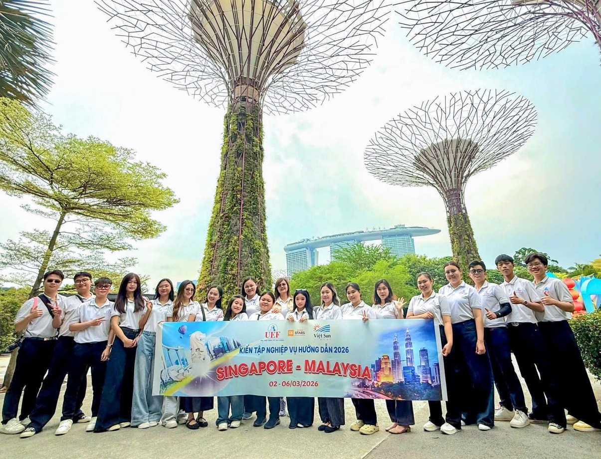 Đi để học nghề: Sinh vi&ecirc;n ng&agrave;nh du lịch UEF kiến tập từ Việt Nam ra khu vực- Ảnh 4.