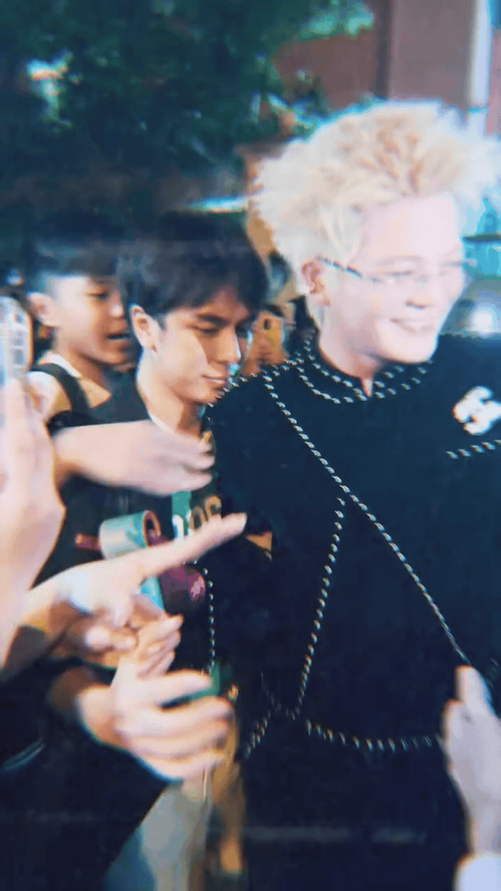 Động th&aacute;i của RHYDER khiến fan xem xong chỉ muốn kh&oacute;c- Ảnh 5.