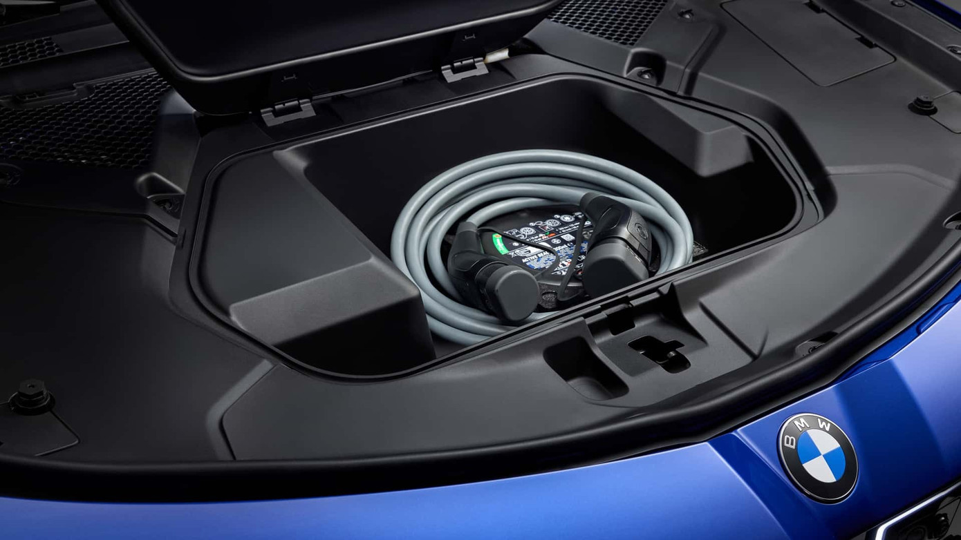 BMW tr&igrave;nh l&agrave;ng xe điện mới đi được 900 km/lần sạc- Ảnh 8.