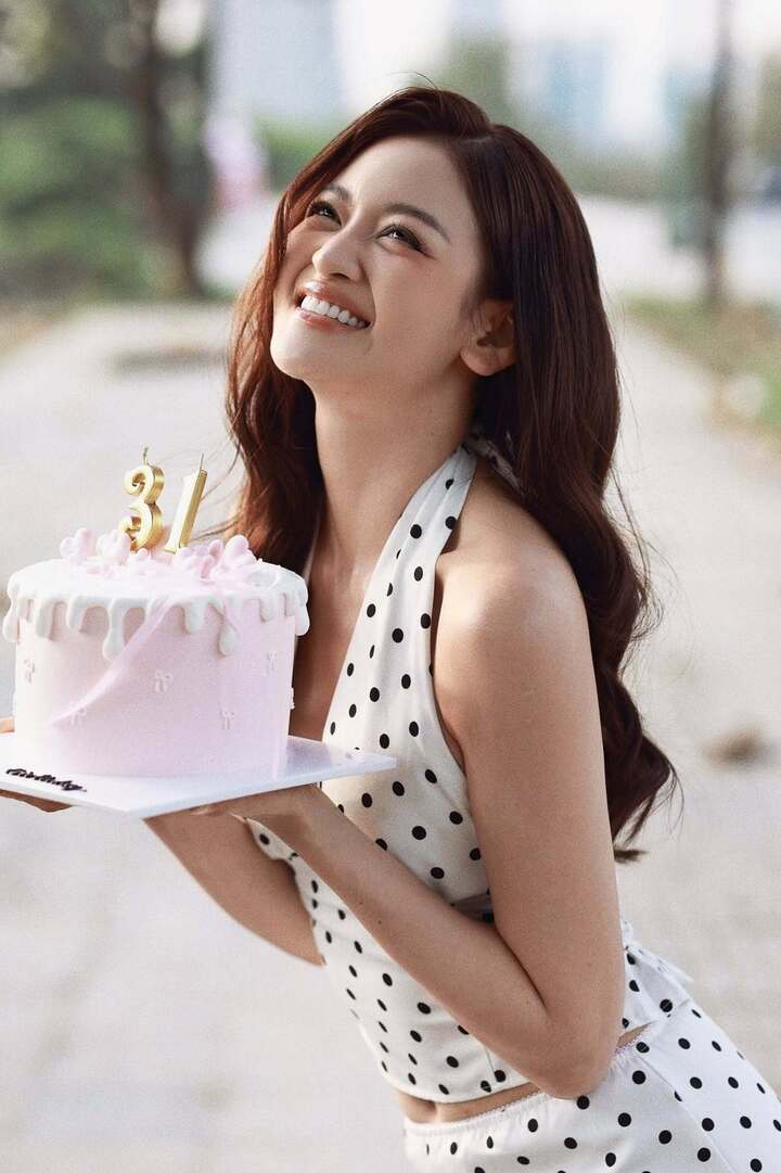 &ldquo;Người y&ecirc;u cũ&rdquo; đang nhận &ldquo;gạch đ&aacute;&rdquo; tr&ecirc;n phim giờ v&agrave;ng VTV l&agrave; ai?- Ảnh 11.