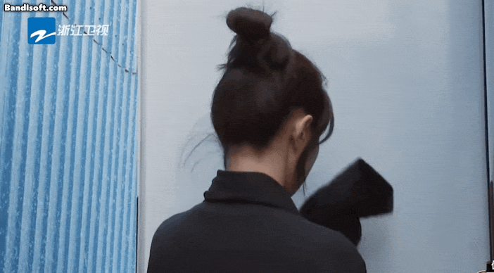 Sự tồn tại của mỹ nh&acirc;n n&agrave;y l&agrave; bất hạnh của showbiz: Đạp người kh&aacute;c để n&acirc;ng m&igrave;nh l&ecirc;n, thượng đẳng kh&ocirc;ng coi ai ra g&igrave;- Ảnh 2.