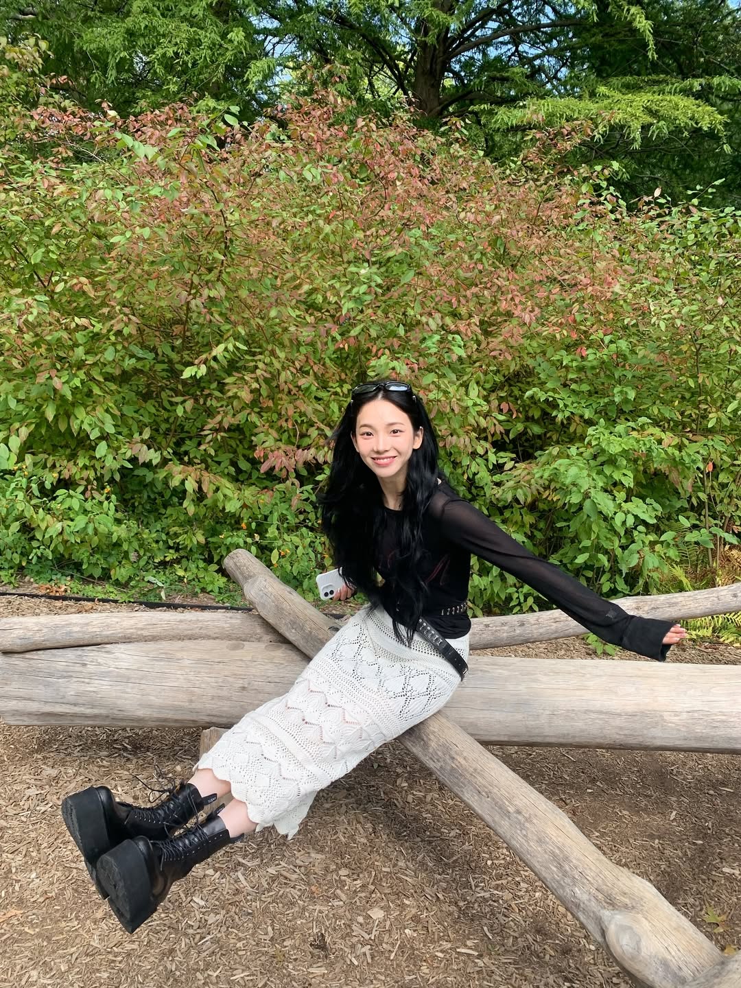 Kh&ocirc;ng tin mỹ nh&acirc;n n&agrave;y l&agrave; con người, v&igrave; vẻ đẹp v&ocirc; thực như AI: Đến style cũng đỉnh th&ocirc;i nh&eacute;- Ảnh 12.