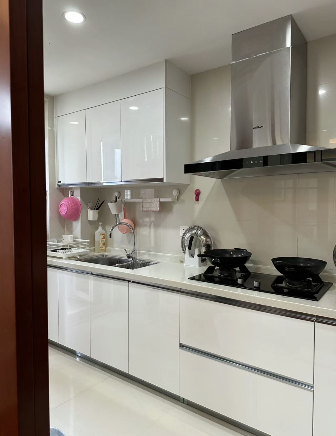 Sống 8 năm vẫn như nh&agrave; mới: 18 th&oacute;i quen giữ nh&agrave; sạch gọn gi&uacute;p cuộc sống nhẹ t&ecirc;nh mỗi ng&agrave;y- Ảnh 1.