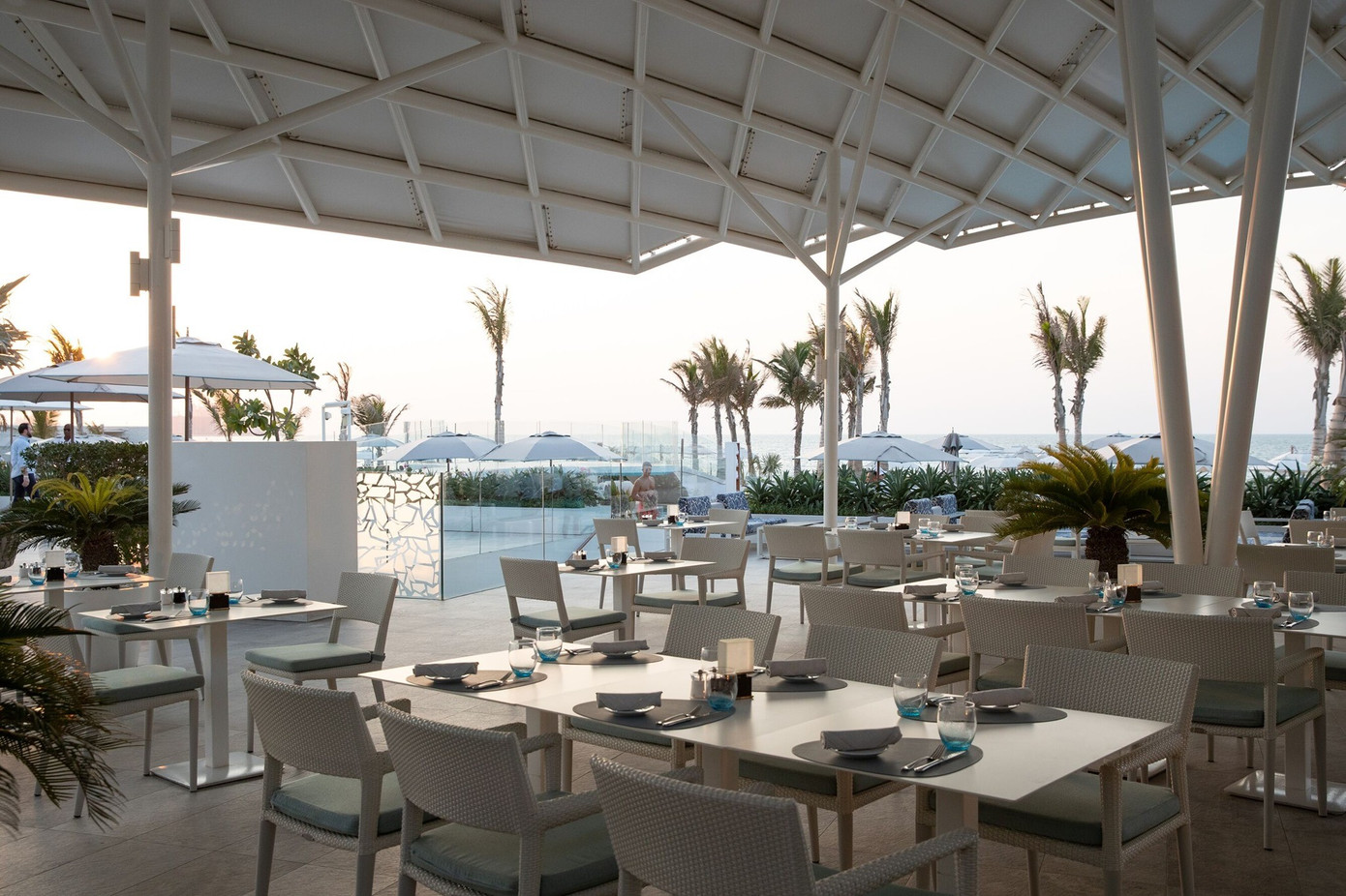 H&eacute; lộ về kh&aacute;ch sạn d&agrave;nh cho giới si&ecirc;u gi&agrave;u vừa bốc ch&aacute;y ở Dubai- Ảnh 6.