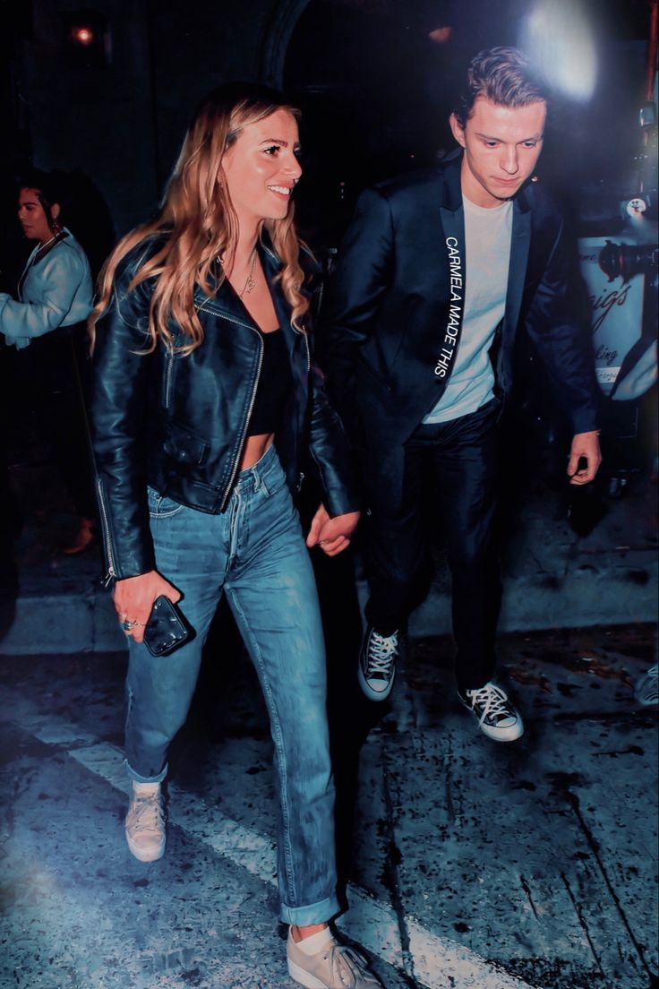 Đ&ocirc;i vợ chồng hot nhất hiện nay: N&ecirc;n duy&ecirc;n từ Người Nhện, 