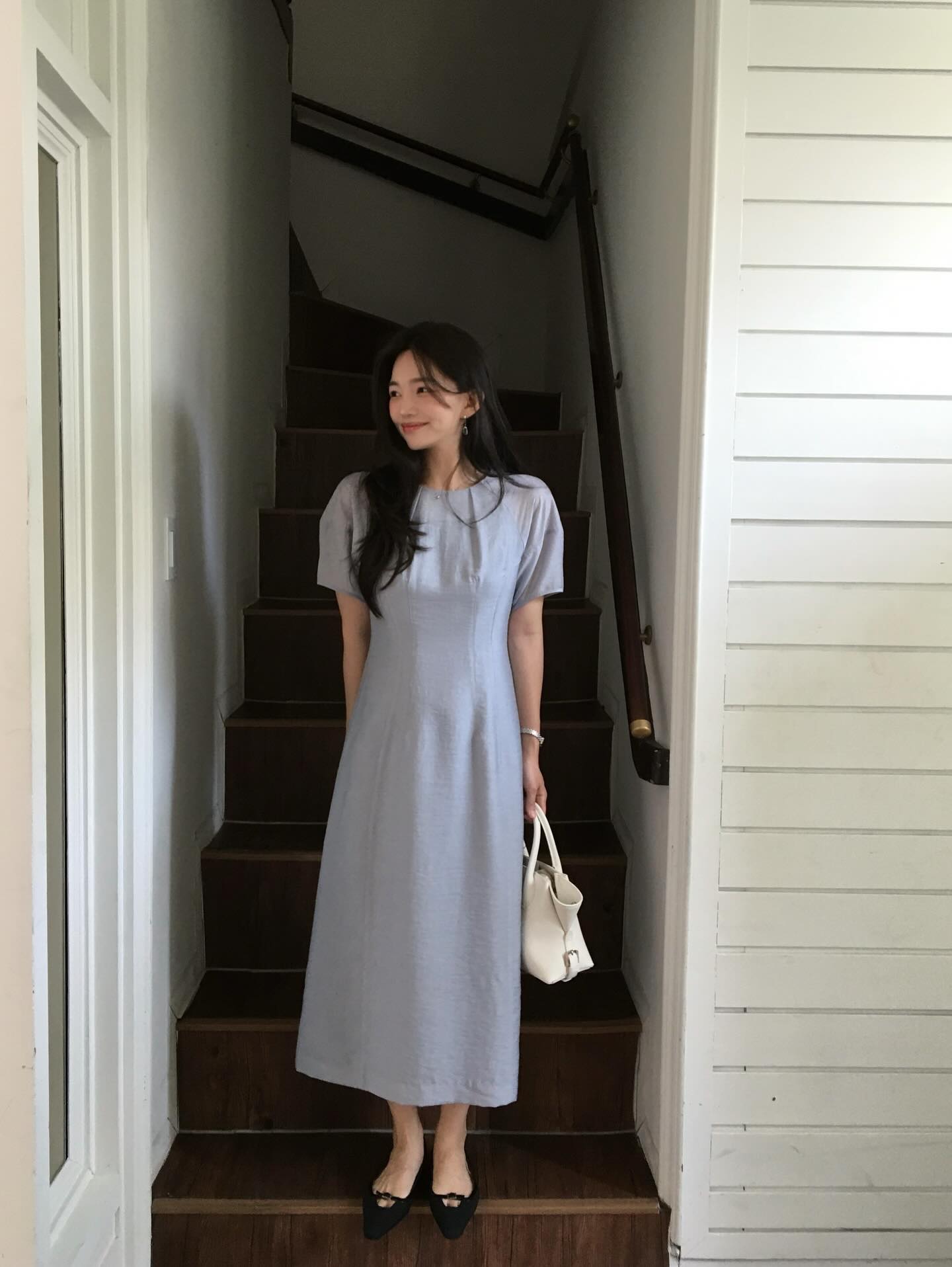 5 m&oacute;n thời trang mix với gi&agrave;y bệt gi&uacute;p t&ocirc;n d&aacute;ng tối ưu- Ảnh 9.