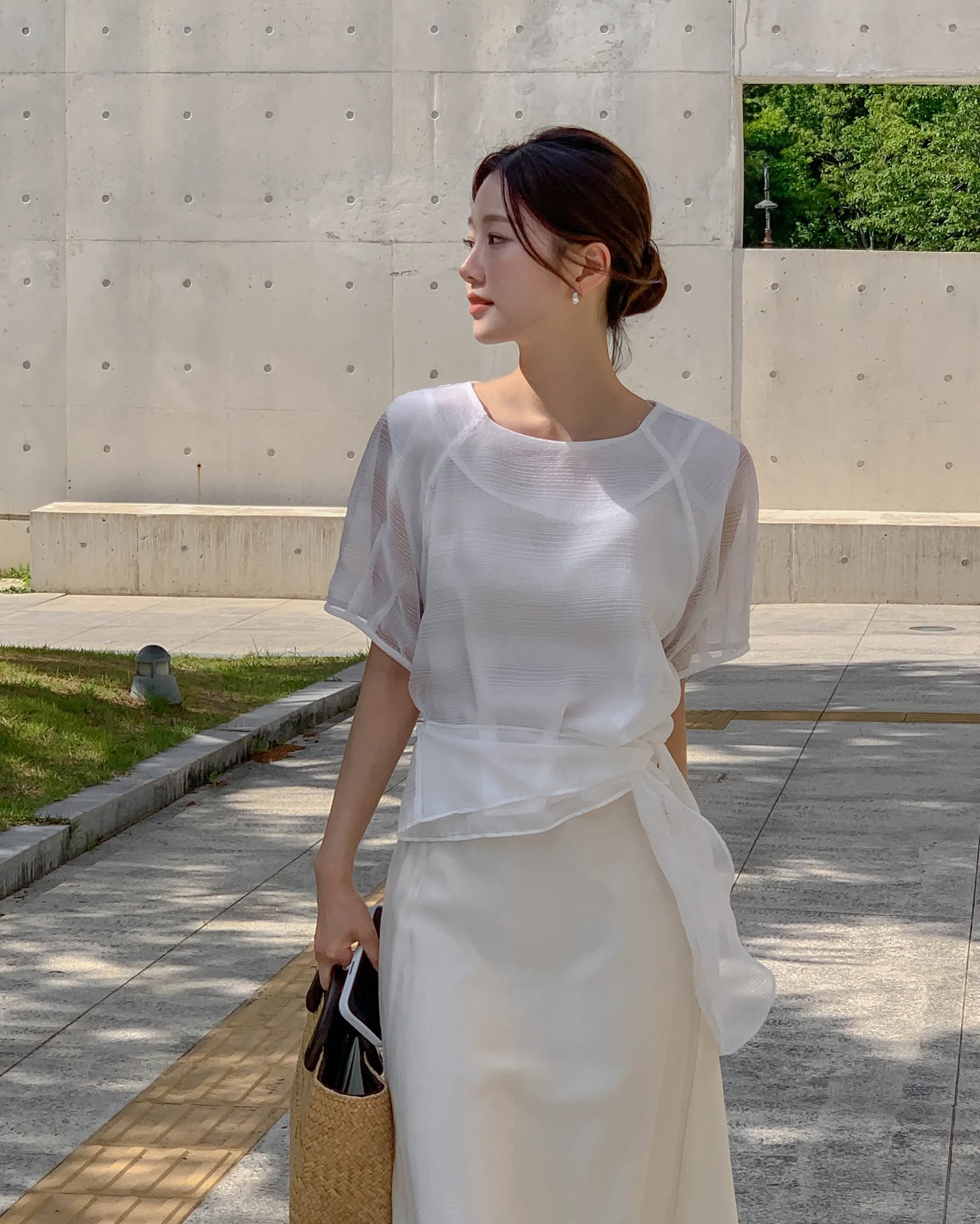 5 c&aacute;ch mặc đồ c&ocirc;ng sở gi&uacute;p chị em 