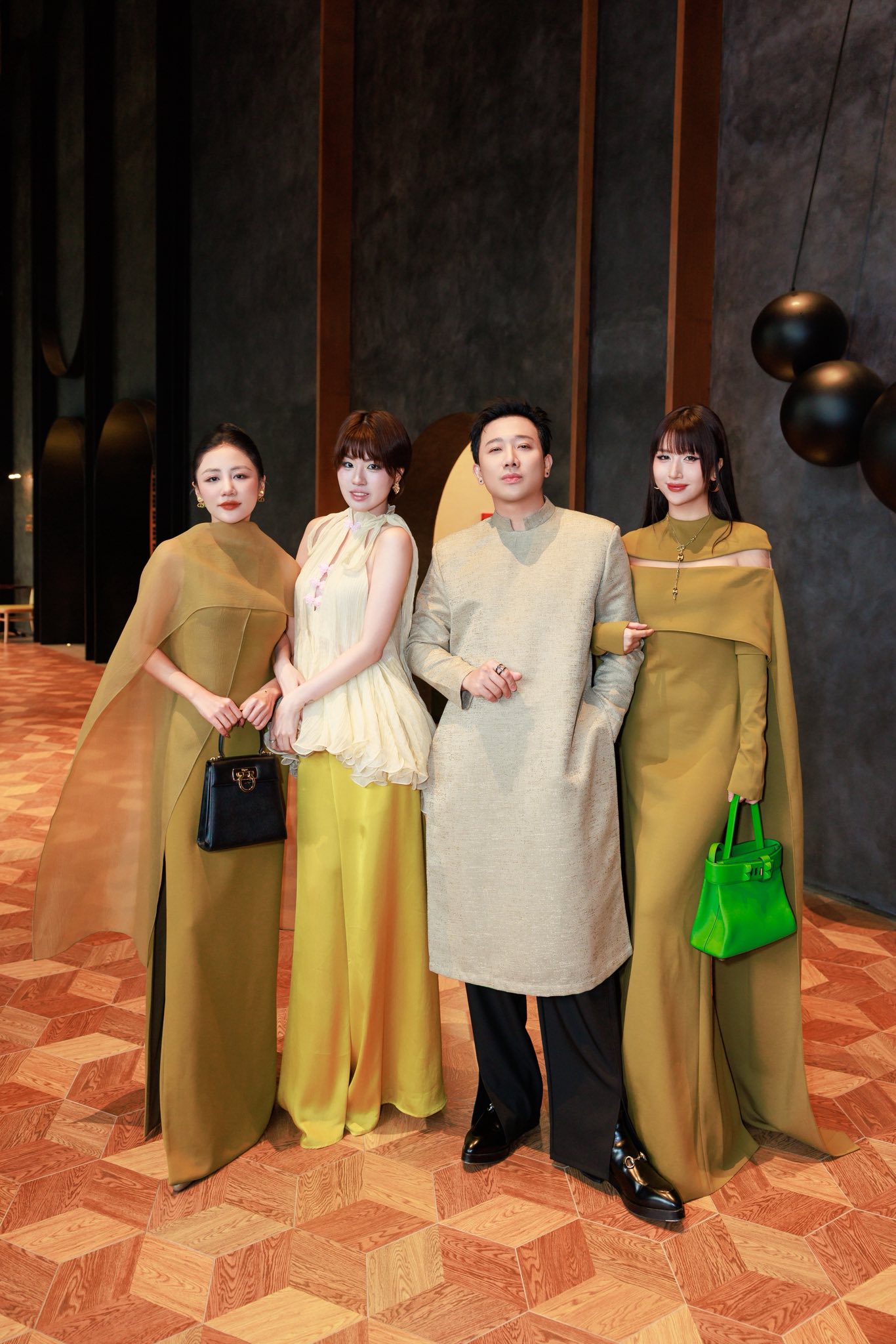 L&agrave;m r&otilde; tranh c&atilde;i Trấn Th&agrave;nh trả c&aacute;t x&ecirc; 250 triệu cho diễn vi&ecirc;n Thỏ Ơi!!- Ảnh 2.