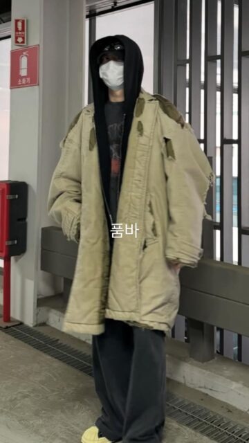 T&agrave;i tử Reply 1988 bị ch&ecirc; "giống ăn m&agrave;y", b&oacute;c đến gi&aacute; chiếc &aacute;o mới ngỡ ng&agrave;ng!- Ảnh 3.