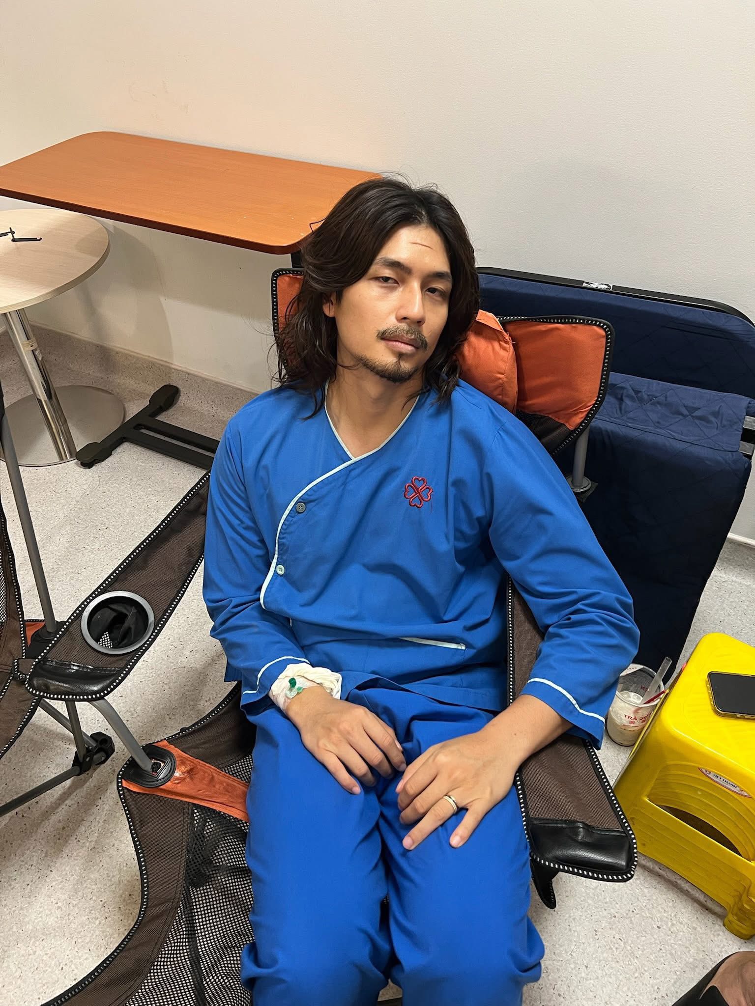 Nam diễn vi&ecirc;n Việt đẹp đến mức được v&iacute; như Hứa Quang H&aacute;n, nay kh&ocirc;ng kh&aacute;c g&igrave; người rừng- Ảnh 3.