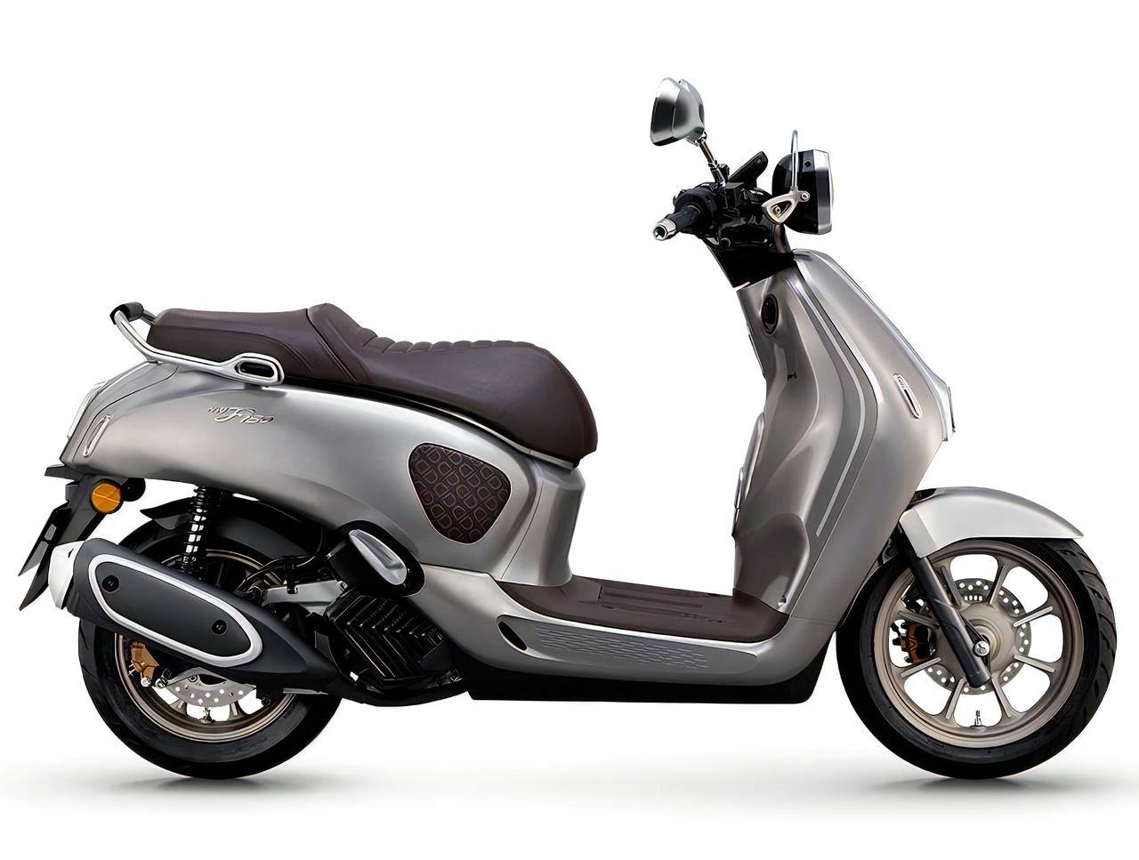 Honda ra mắt xe tay ga mới, ngoại h&igrave;nh nhiều điểm giống Vespa- Ảnh 3.