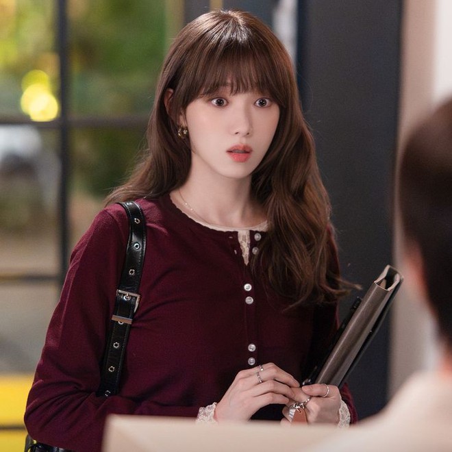 Nữ thần c&ocirc;ng sở 1m75 mặc đẹp nhất l&uacute;c n&agrave;y, xứng đ&aacute;ng "s&aacute;ch mẫu 2026" của d&acirc;n văn ph&ograve;ng- Ảnh 19.