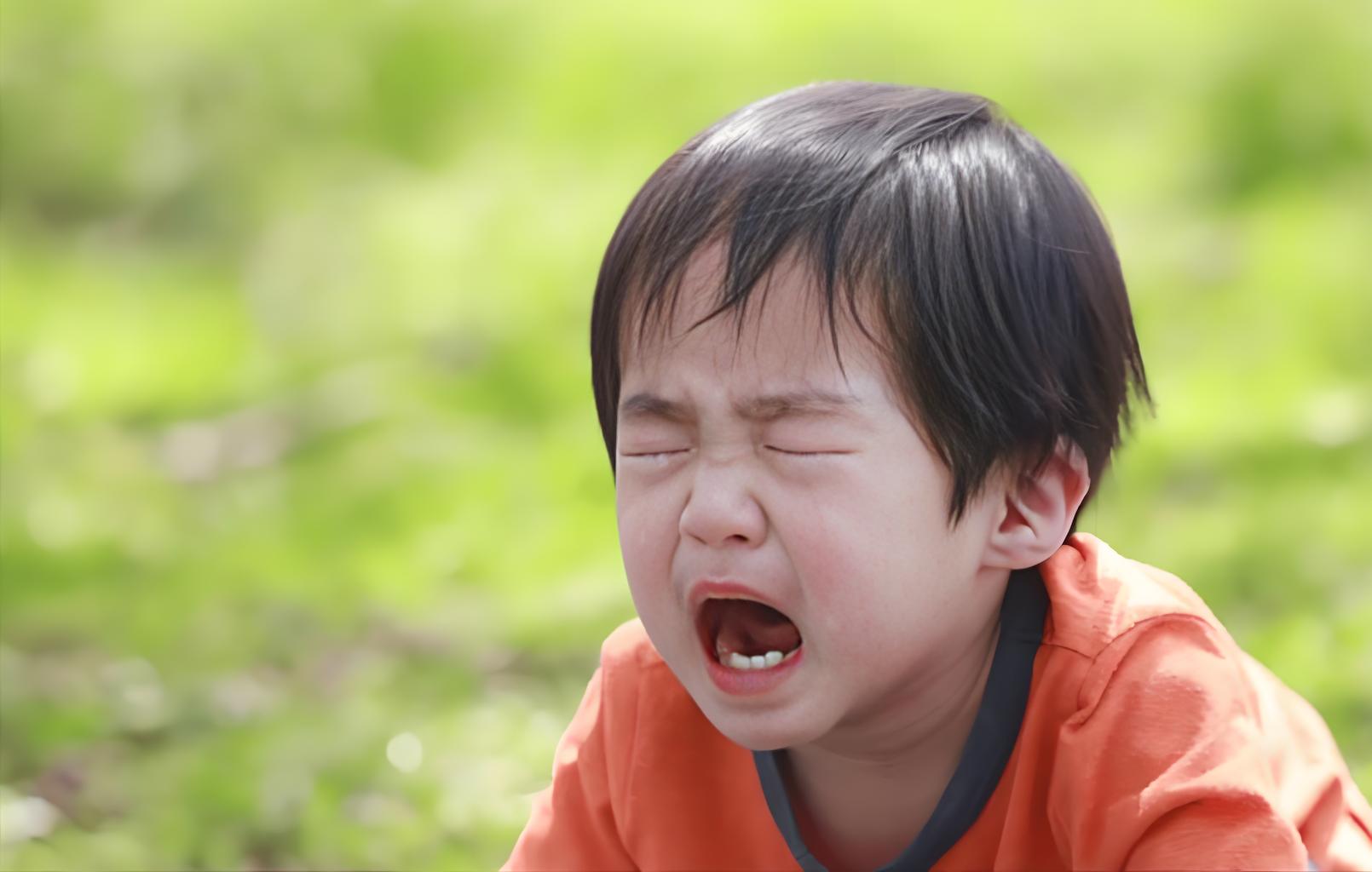 Đừng đổ lỗi cho x&atilde; hội, 3 h&agrave;nh động nhỏ n&agrave;y trong gia đ&igrave;nh mới l&agrave; thứ đang &acirc;m thầm hủy hoại nh&acirc;n c&aacute;ch trẻ- Ảnh 1.