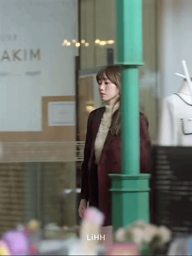 Nữ thần c&ocirc;ng sở 1m75 mặc đẹp nhất l&uacute;c n&agrave;y, xứng đ&aacute;ng "s&aacute;ch mẫu 2026" của d&acirc;n văn ph&ograve;ng- Ảnh 4.