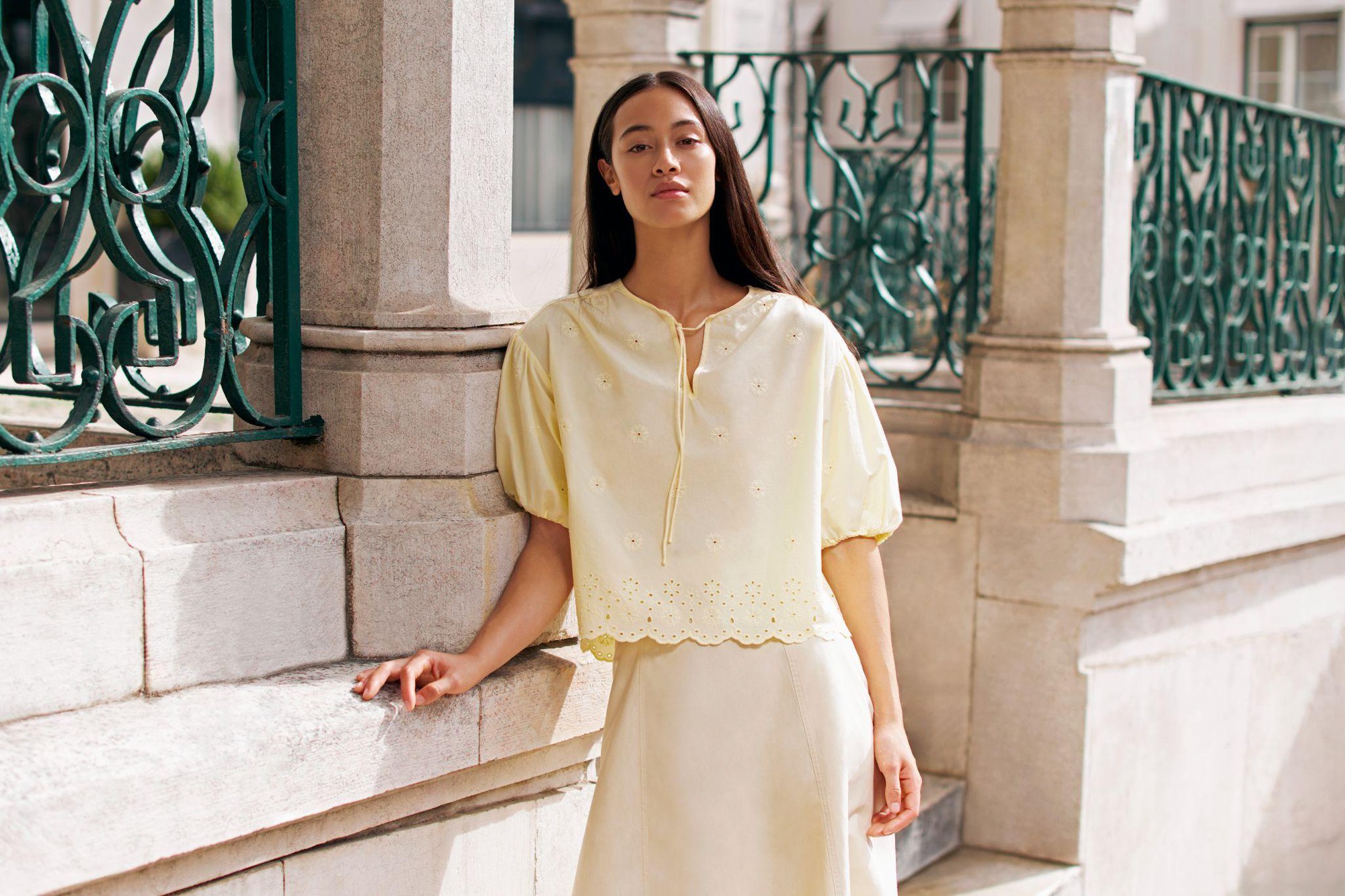 Bộ sưu tập mang vẻ đẹp giao thoa giữa tinh thần tối giản và phong cách Pháp- Ảnh 5. Bộ sưu tập mang vẻ đẹp giao thoa giữa tinh thần tối giản và phong cách Pháp- Ảnh 5.