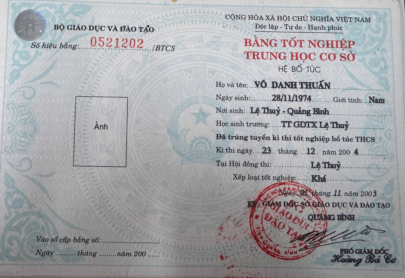 Quảng Trị: X&aacute;c minh hồ sơ học tập của Chủ tịch MTTQ x&atilde; Sen Ngư v&igrave; "v&ecirc;nh" thời gian tốt nghiệp- Ảnh 1.