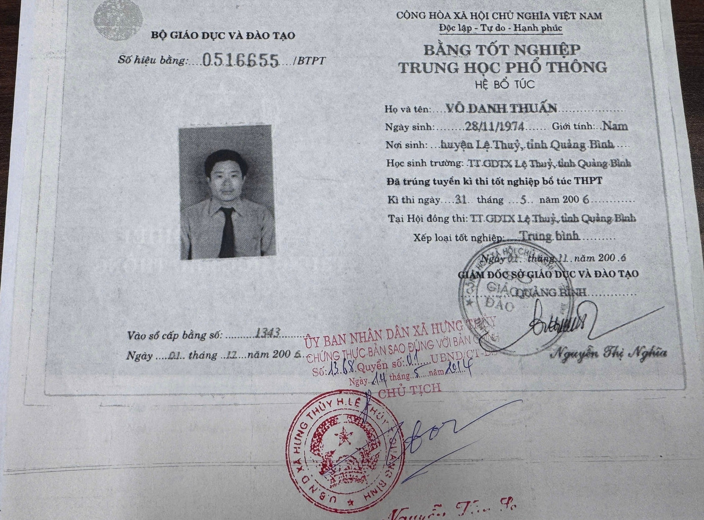 Quảng Trị: X&aacute;c minh hồ sơ học tập của Chủ tịch MTTQ x&atilde; Sen Ngư v&igrave; "v&ecirc;nh" thời gian tốt nghiệp- Ảnh 2.